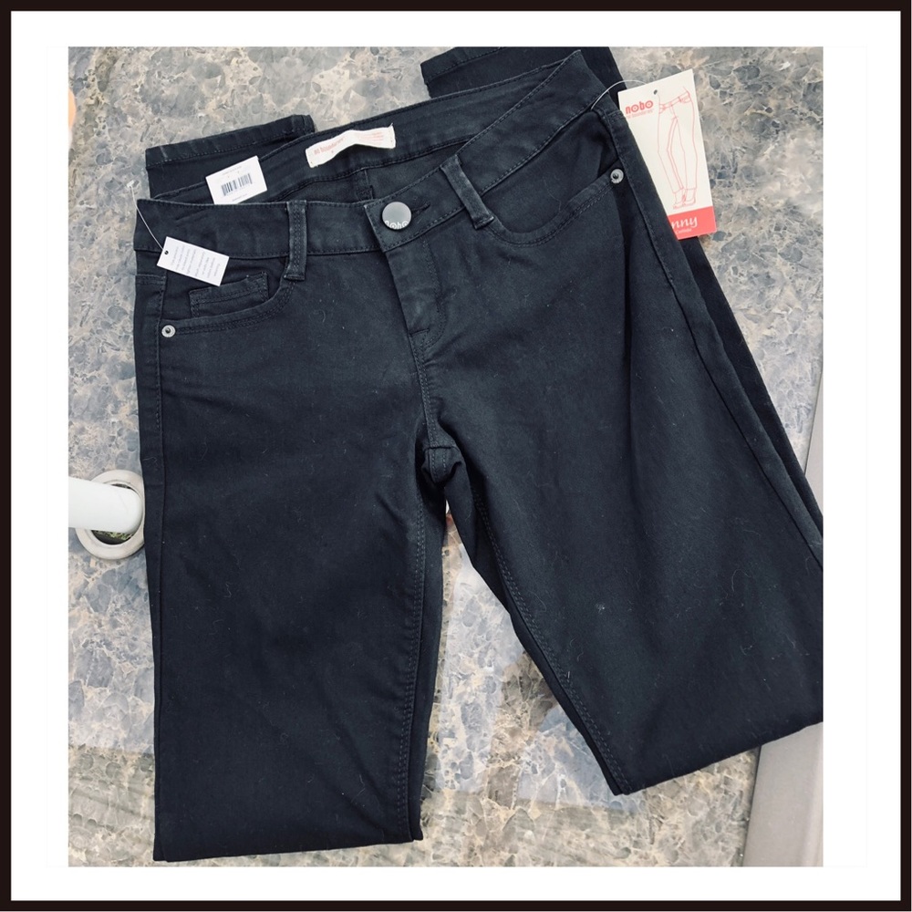⚫️NOBO Skinny Jeans
